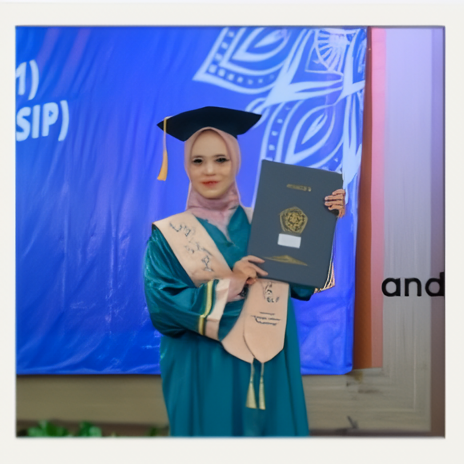 Wisudawan Perempuan